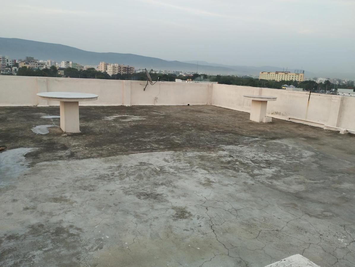 Sls Homestay - Luxury Ac Service Apartments 1Bhk, 2Bhk, 3Bhk - Direct Flyover To Alipiri Tirumala Gate - Walk To Ps4 Pure Veg Restaurants, Supermarkets - Near To National Highway & Padmavathi Amma Temple - Modular Kitchen, Living Room -Free Superfast Tirupati Exterior foto