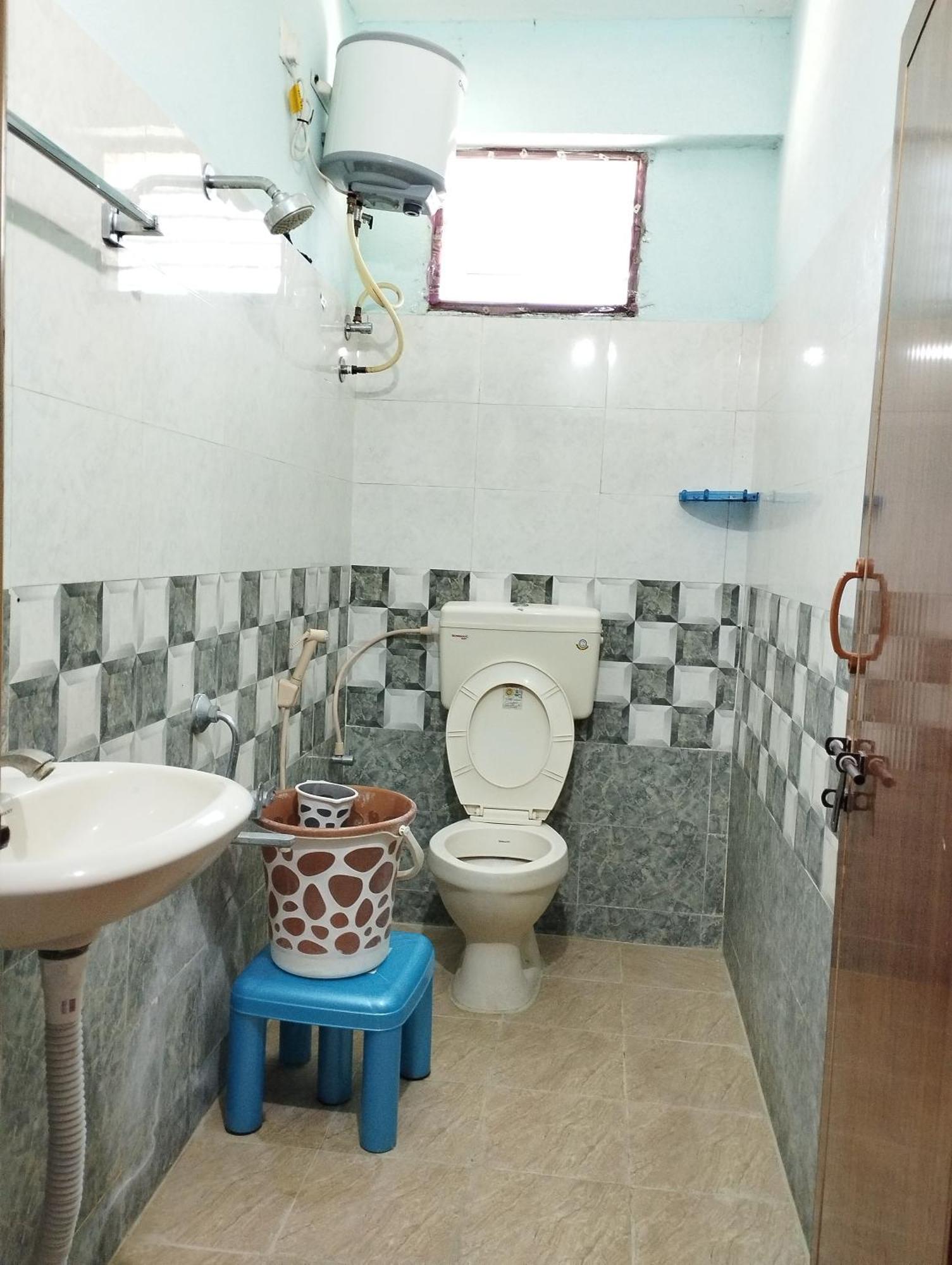Sls Homestay - Luxury Ac Service Apartments 1Bhk, 2Bhk, 3Bhk - Direct Flyover To Alipiri Tirumala Gate - Walk To Ps4 Pure Veg Restaurants, Supermarkets - Near To National Highway & Padmavathi Amma Temple - Modular Kitchen, Living Room -Free Superfast Tirupati Exterior foto